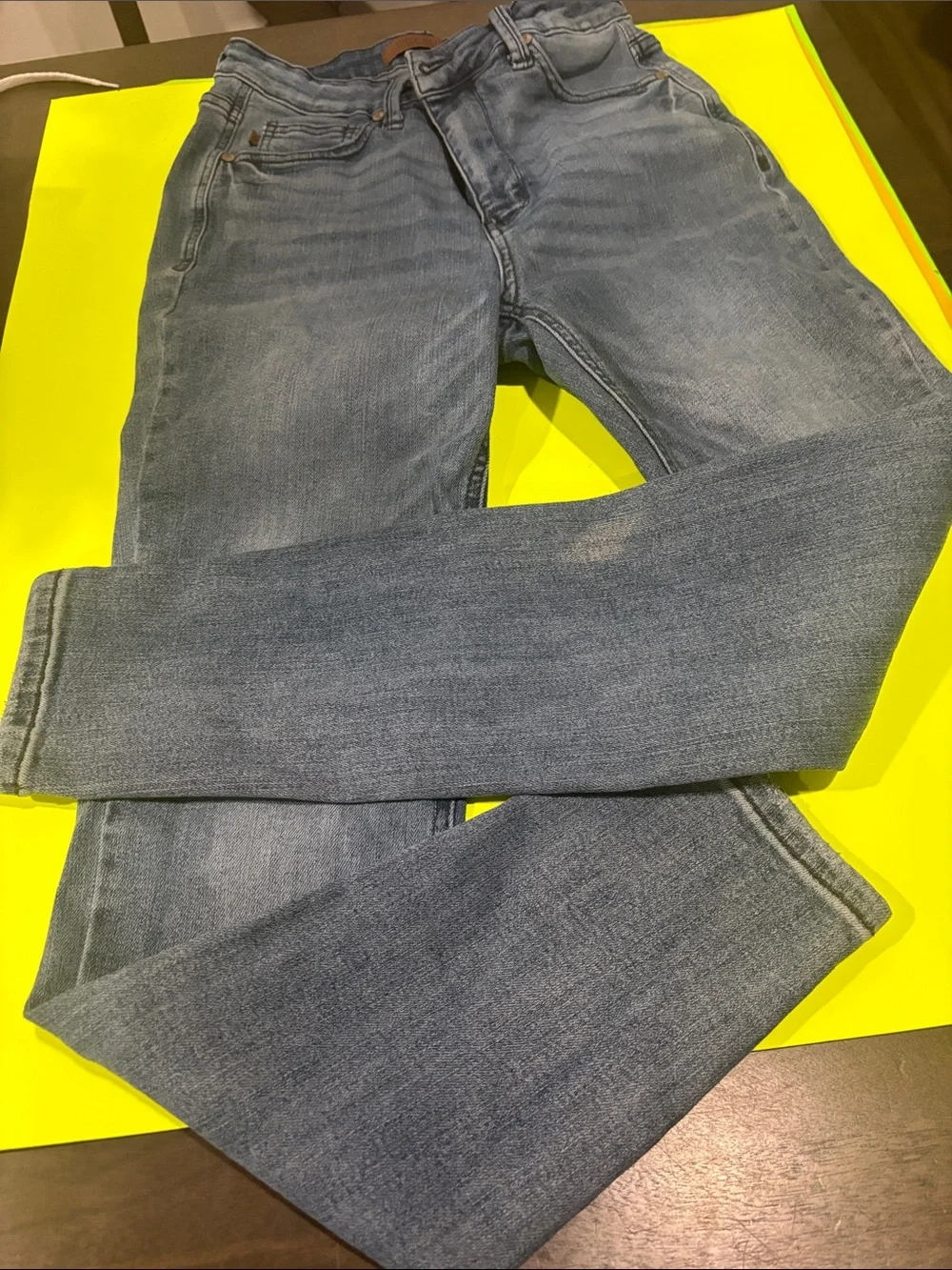 Judy Blue Light Blue Slim Denim Jeans.. Size 9/29